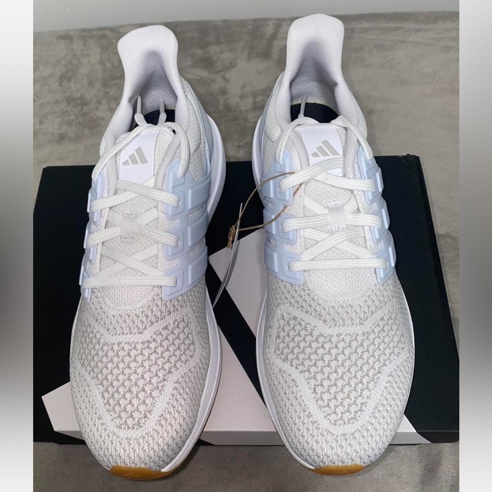 Adidas Ultradream DNA Shoes - Picture 3 of 9